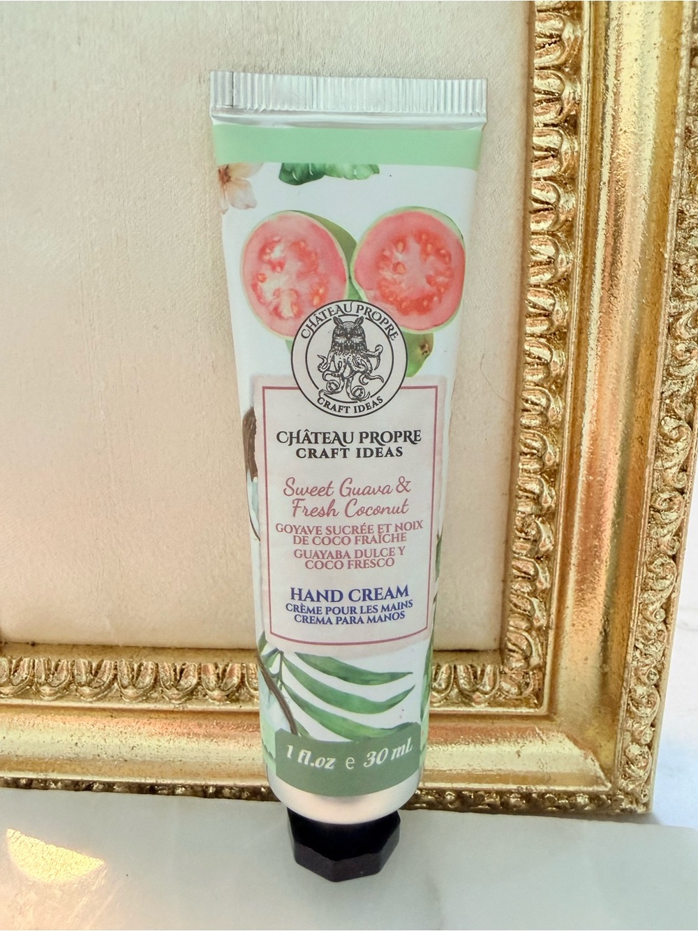 Château Propre Sweet Guava & Fresh Coconut Hand Cream — Green & White